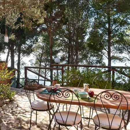 Дом отдыха Casa Rosa Marina Vista Mare